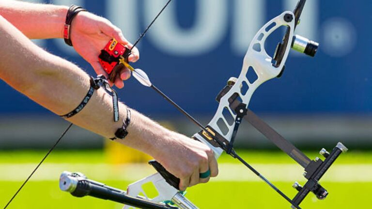 Can You Shoot A Compound Bow Without A Release?