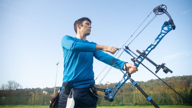 How to Choose a Compound Bow for Yourself