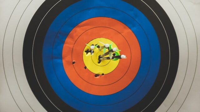 How to Choose a Compound Bow for Target Shooting